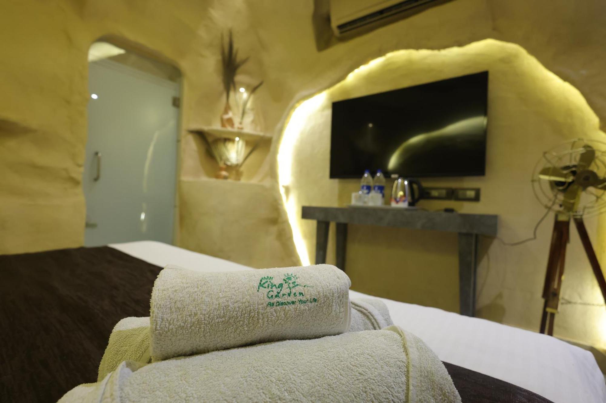 Hotel King Garden Mahābaleshwar Εξωτερικό φωτογραφία